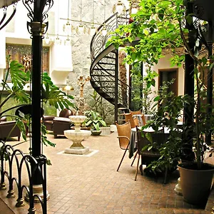 Boutique Mtiebi Otel